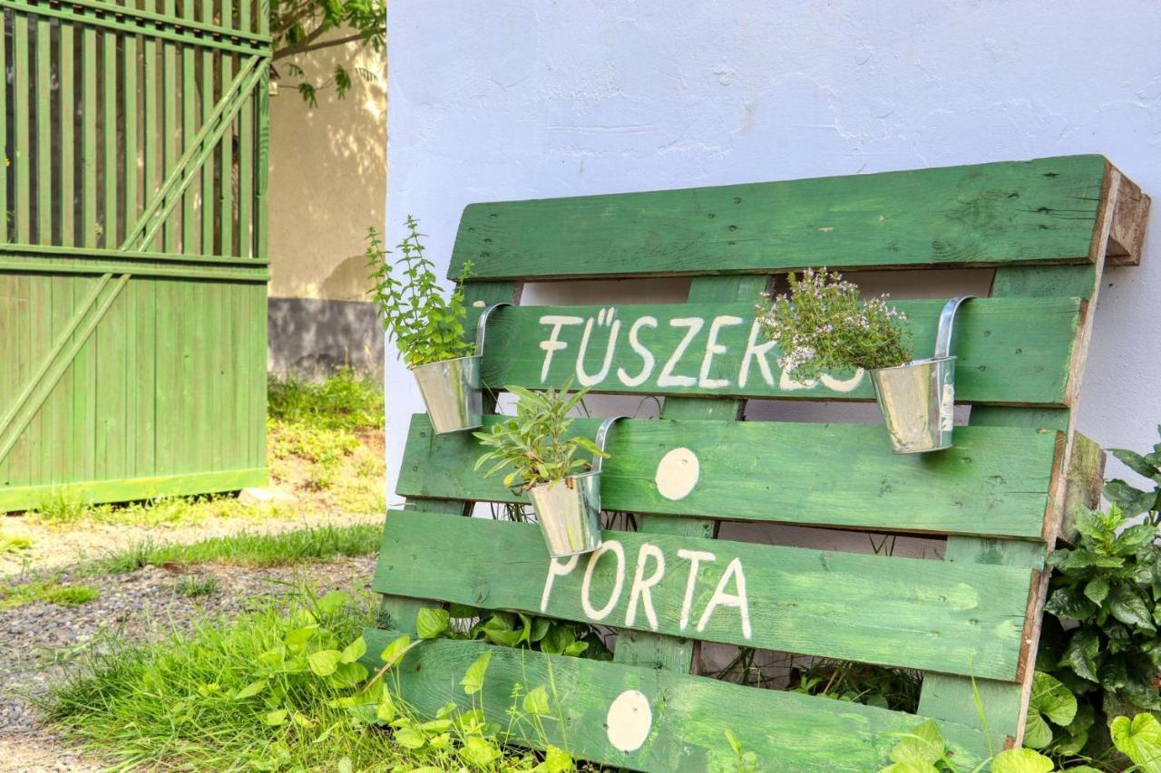 Fuszeres Porta Villa Mihalyfa Dış mekan fotoğraf
